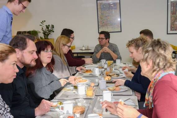 Foto: Inzwischen eine schönes und leckeres Ritual: Frühstück der Radio Runde Hamm mit Gästen zum Jahresauftakt